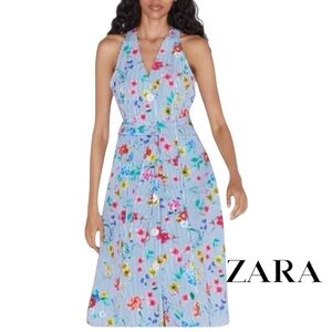 Zara Women's Floral Blue Dress size M